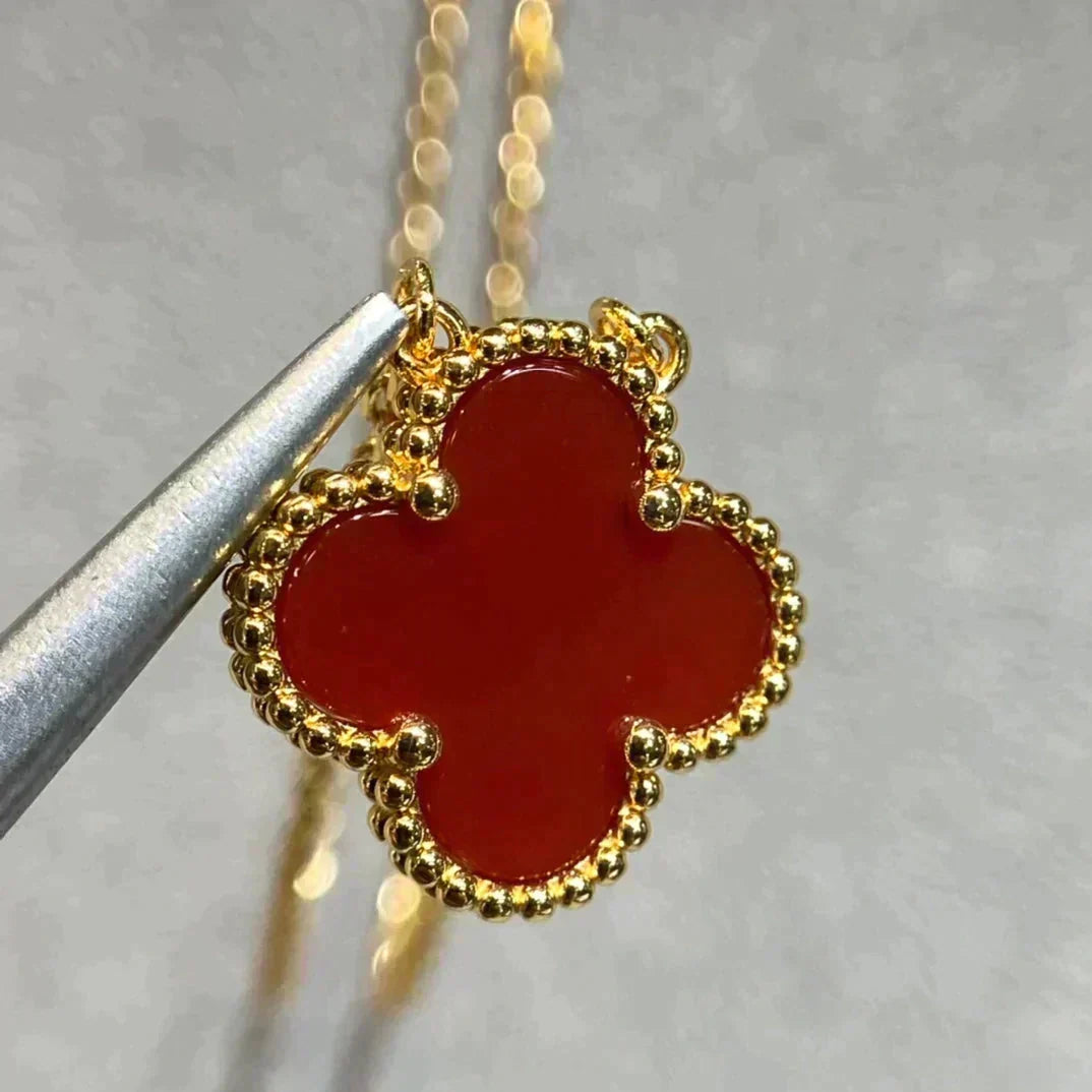 [⭐Hevara Jewelry]CLOVER 15MM CARNELIAN SINGLE FLOWER NECKLACE