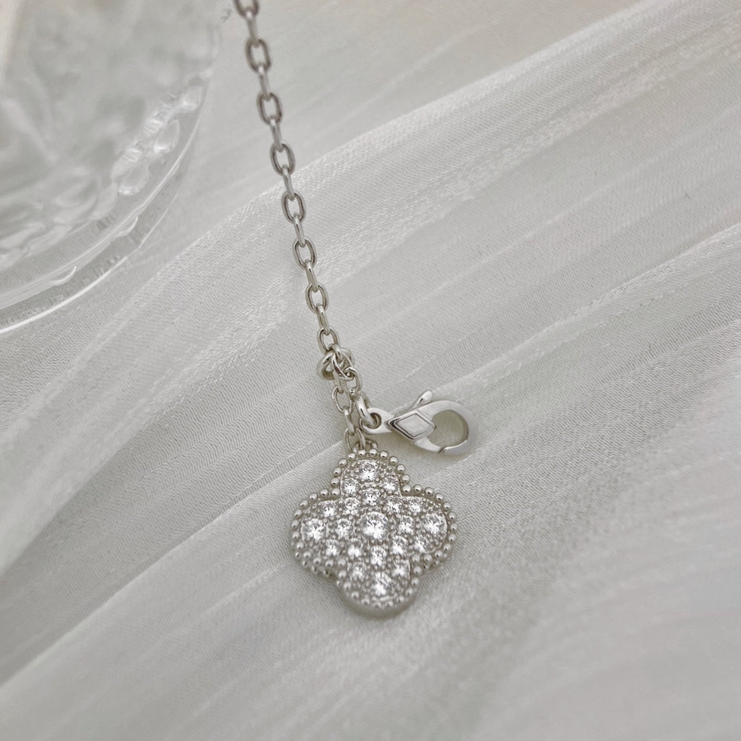 [⭐Hevara Jewelry]CLOVER 5 MOTIFS SILVER DIAMONDS NECKLACE
