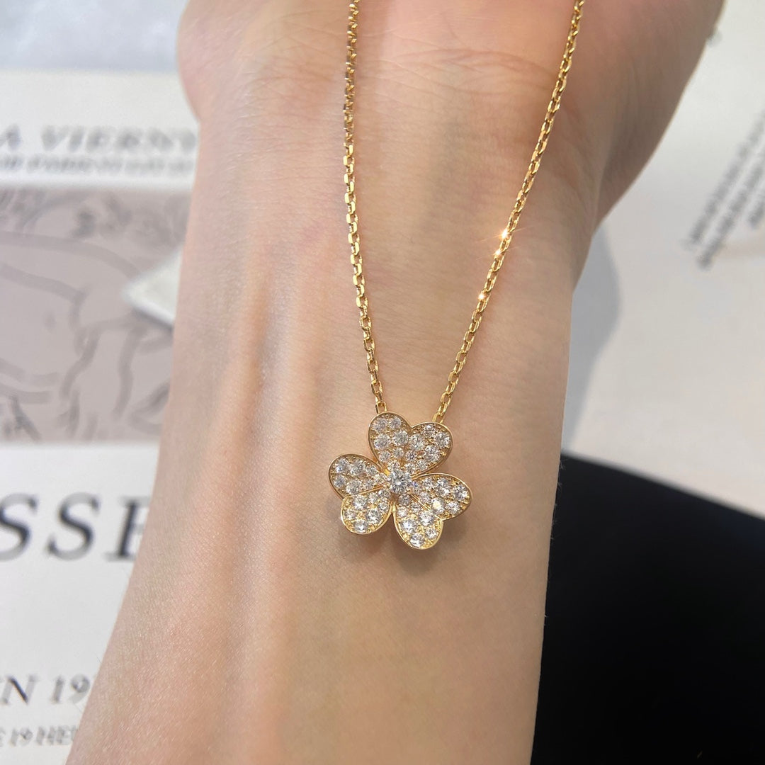 [⭐Hevara Jewelry]FLOWER DIAMOND NECKLACE