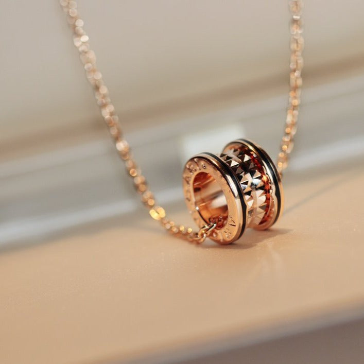 [⭐Hevara Jewelry]ZERO 1 ROCK PEDANT PINK GOLD BLACK NECKLACE