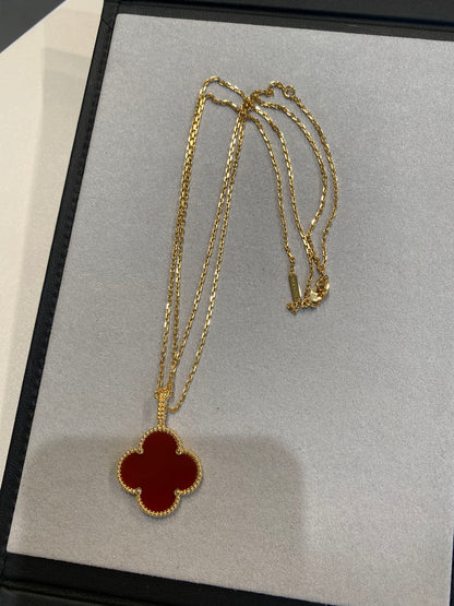 [⭐Hevara Jewelry]CLOVER 25MM NECKLACE GOLD CARNELIAN