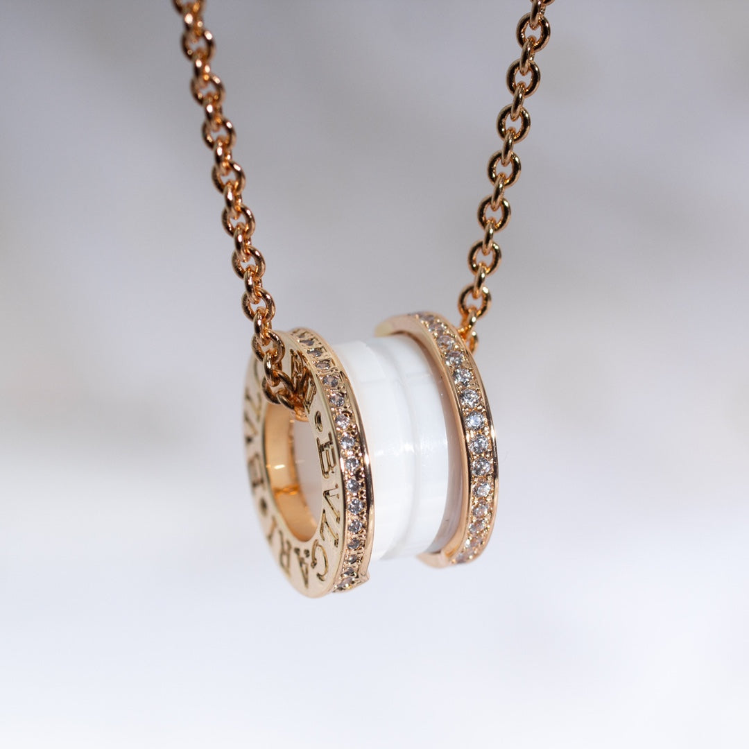 [⭐Hevara Jewelry]ZERO 1 WHITE CERAMIC PINK GOLD DIAMOND NECKLACE