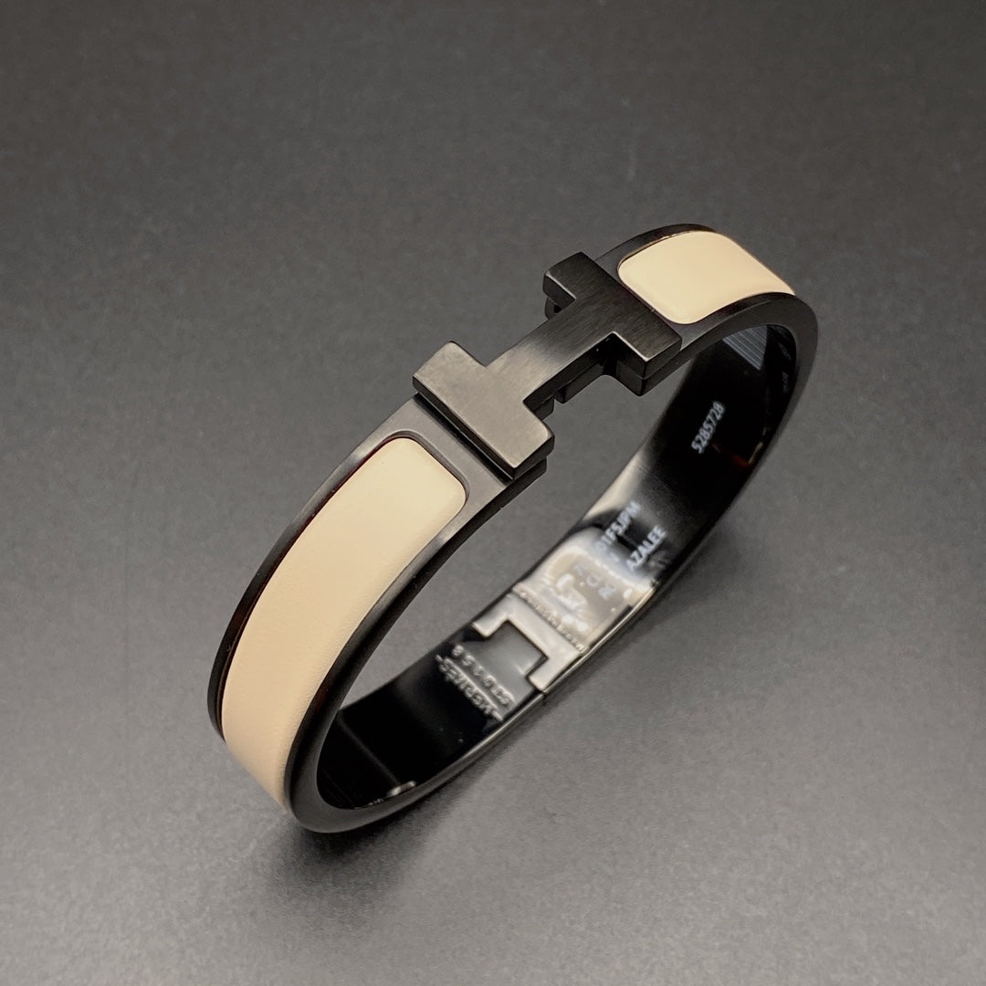 [⭐Hevara Jewelry]H BRACELET 12MM BLACK BEIGE CERAMIC