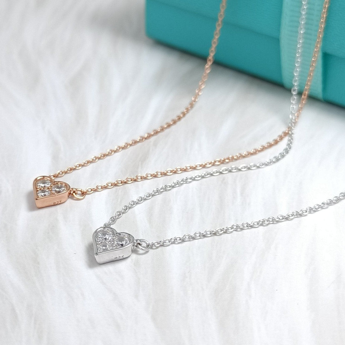 [Hevara Jewelry]HEART 3 DIAMONDS PEDANT NECKLACE