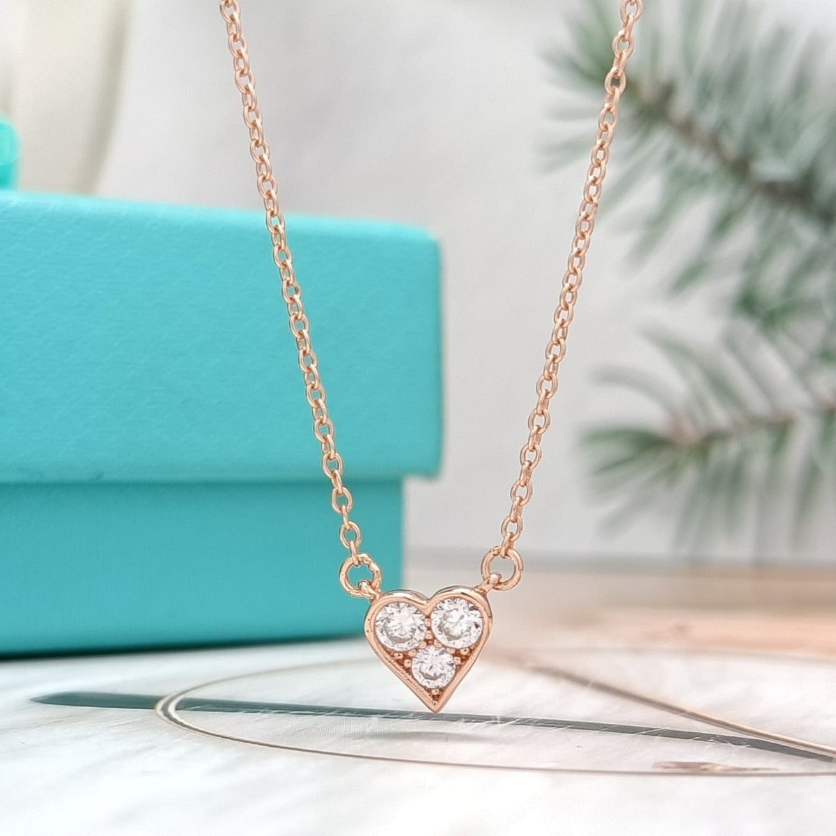 [Hevara Jewelry]HEART 3 DIAMONDS PEDANT NECKLACE