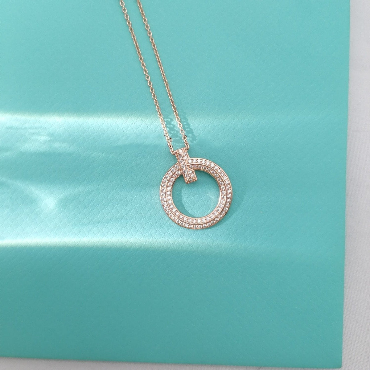 [Hevara Jewelry]T WIRE PEDANT DIAMOND NECKLACE