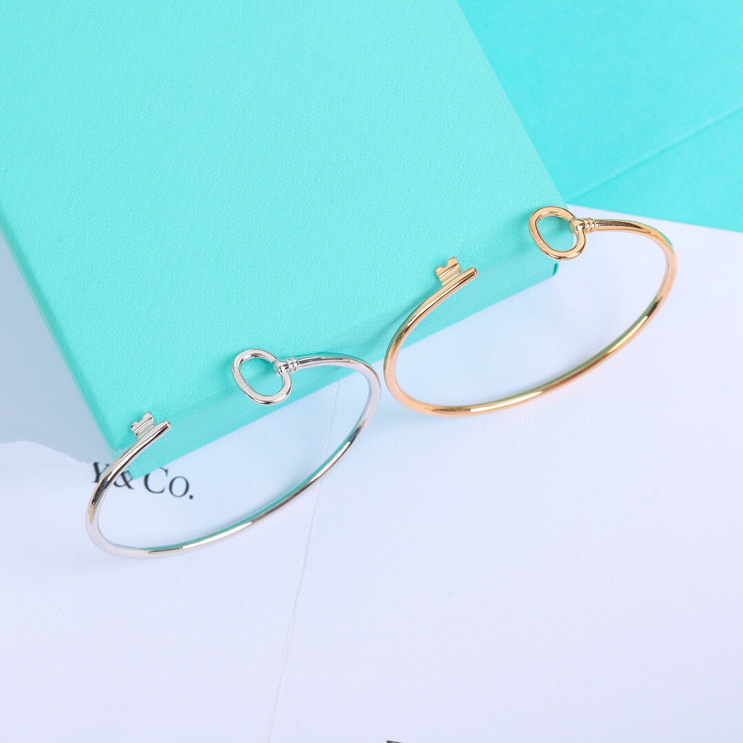 [Hevara Jewelry]KEY WIRE OVAL BRACELET