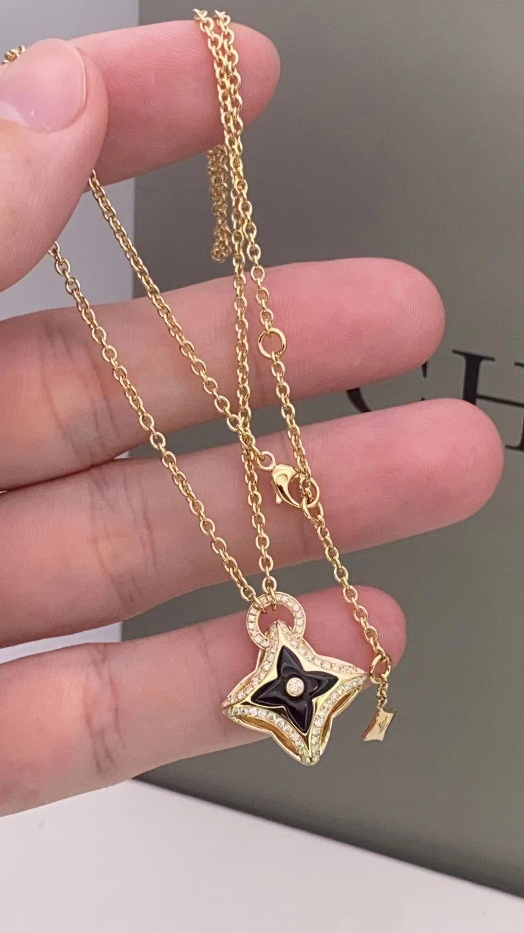[⭐Hevara Jewelry]STAR PEDANT PINK GOLD DIAMOND NECKLACE