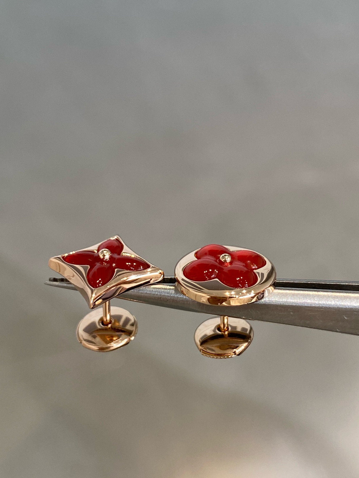 [⭐Hevara Jewelry]STAR AND SUN PINK GOLD CARNELIAN STUD EARRINGS