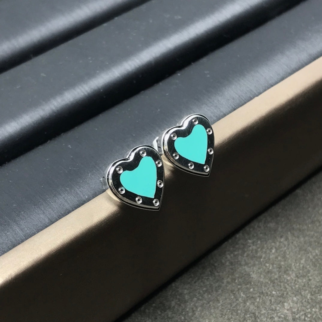 [Hevara Jewelry]HEART STUD SILVER EARRINGS