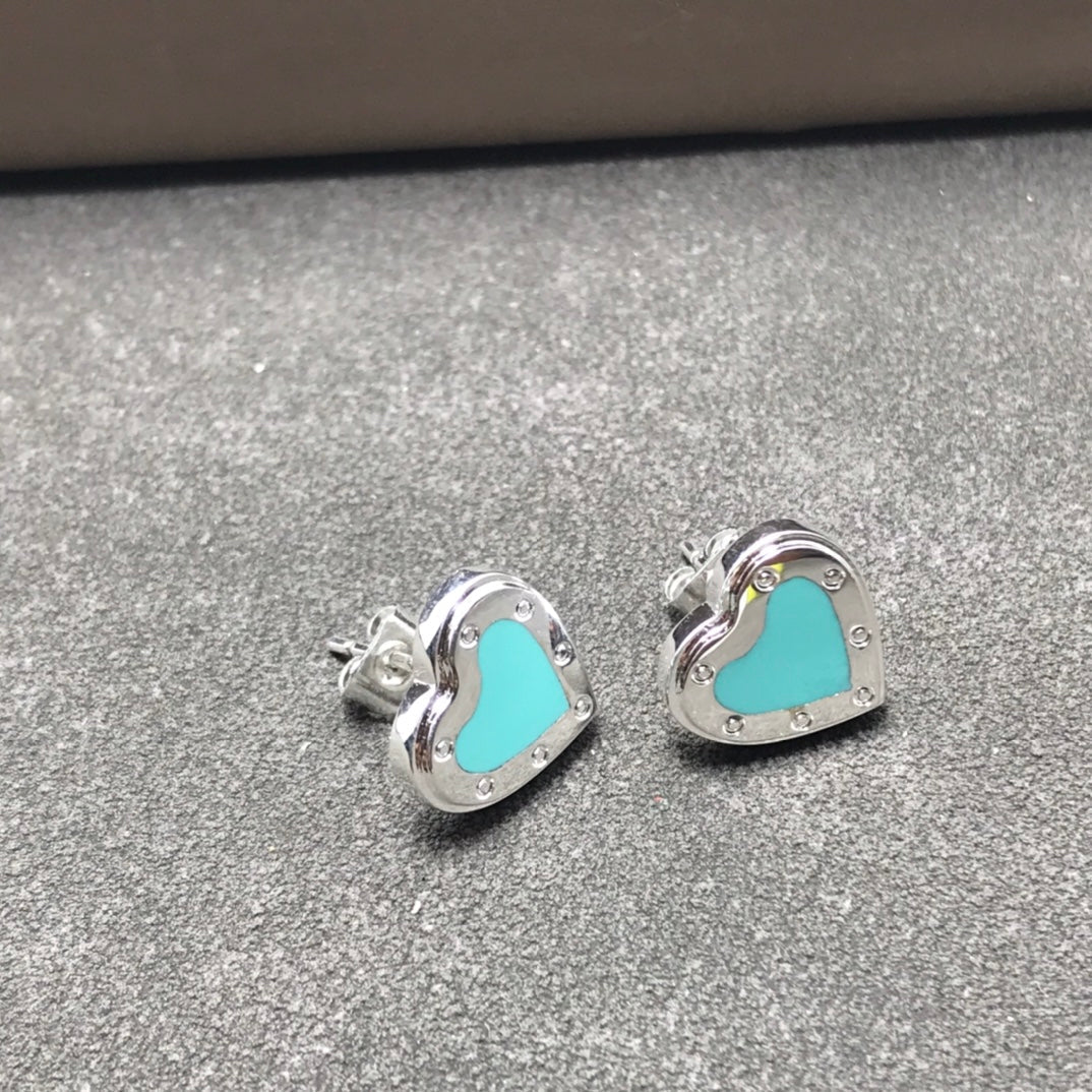 [Hevara Jewelry]HEART STUD SILVER EARRINGS