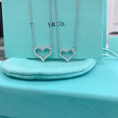 [Hevara Jewelry]HEART-SHAPED DIAMOND NECKLACE