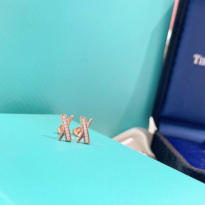 [Hevara Jewelry]X EARRINGS ROSE GOLD DIAMONDS