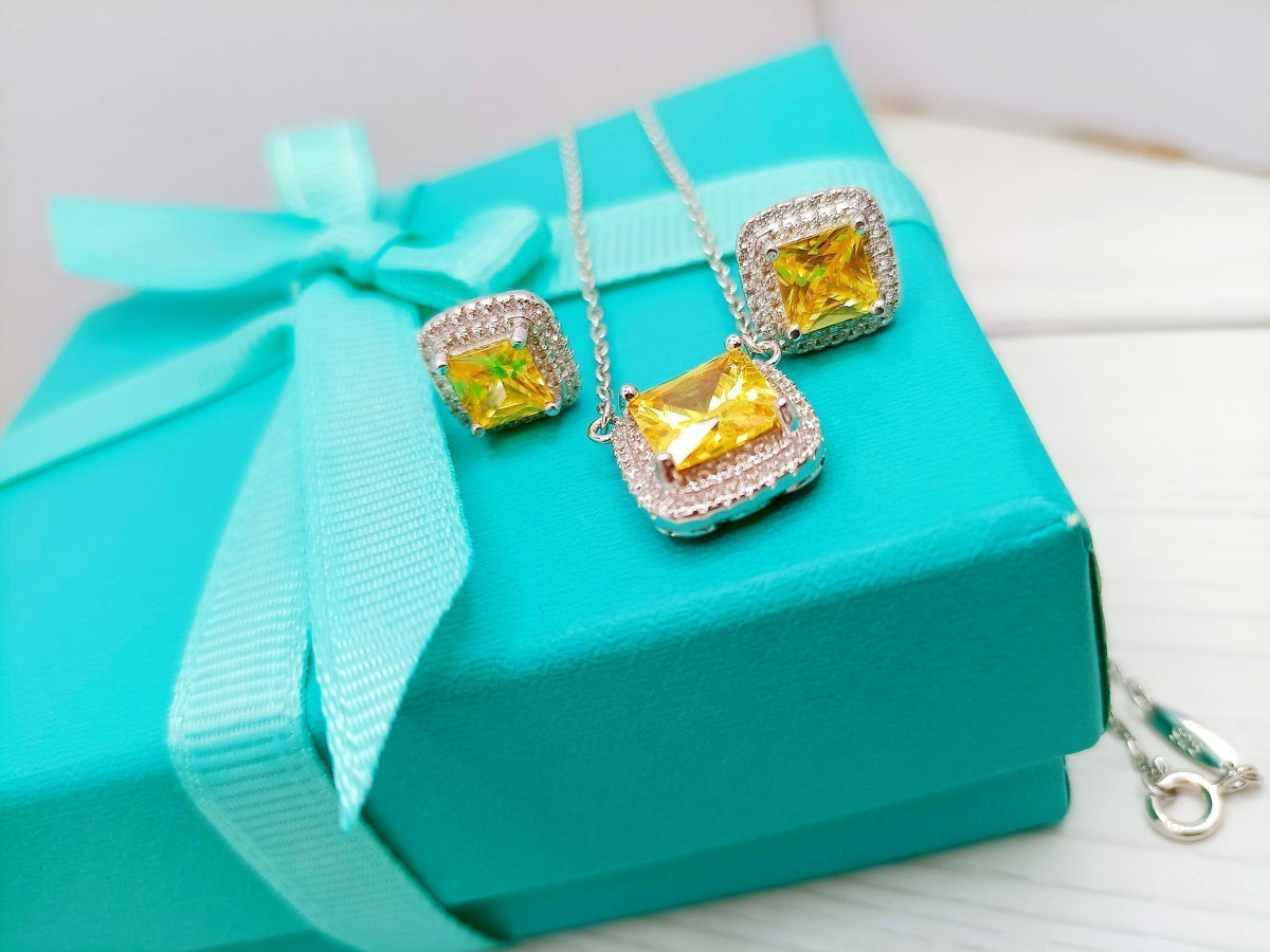 [Hevara Jewelry]SPARKLERS CITRINE GEMSTONE PENDANT NECKLACE STERLING SILVER