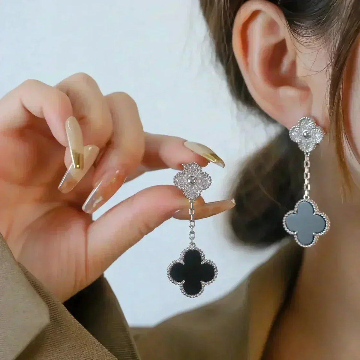 [⭐Hevara Jewelry]CLOVER 2 MOTIFS  DIAMOND ONYX EARRINGS SILVER