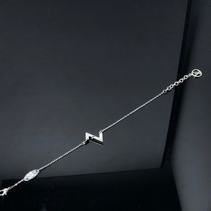 [⭐Hevara Jewelry]VOLT LV LOGO BRACELET