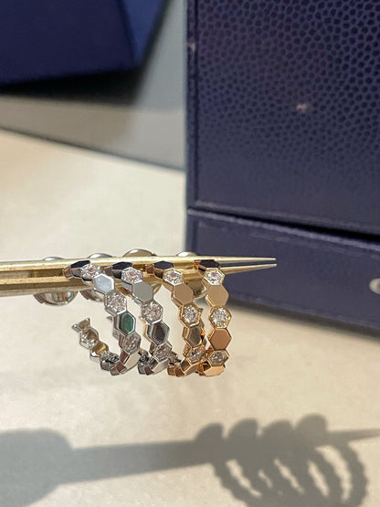 [⭐Hevara Jewelry]Hollow Design Four-Leaf Clover Flower Shape Ring