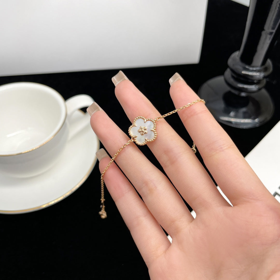[⭐Hevara Jewelry]LUCKY SPRING ROSE GOLD MOP BRACELET