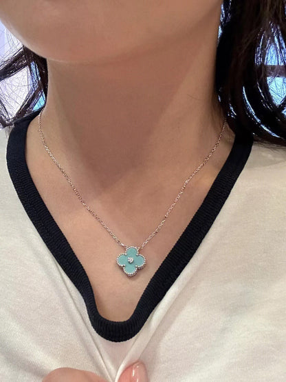 [⭐Hevara Jewelry]CLOVER 1 DIAMOND LIGHT BLUE SILVER NECKLACE