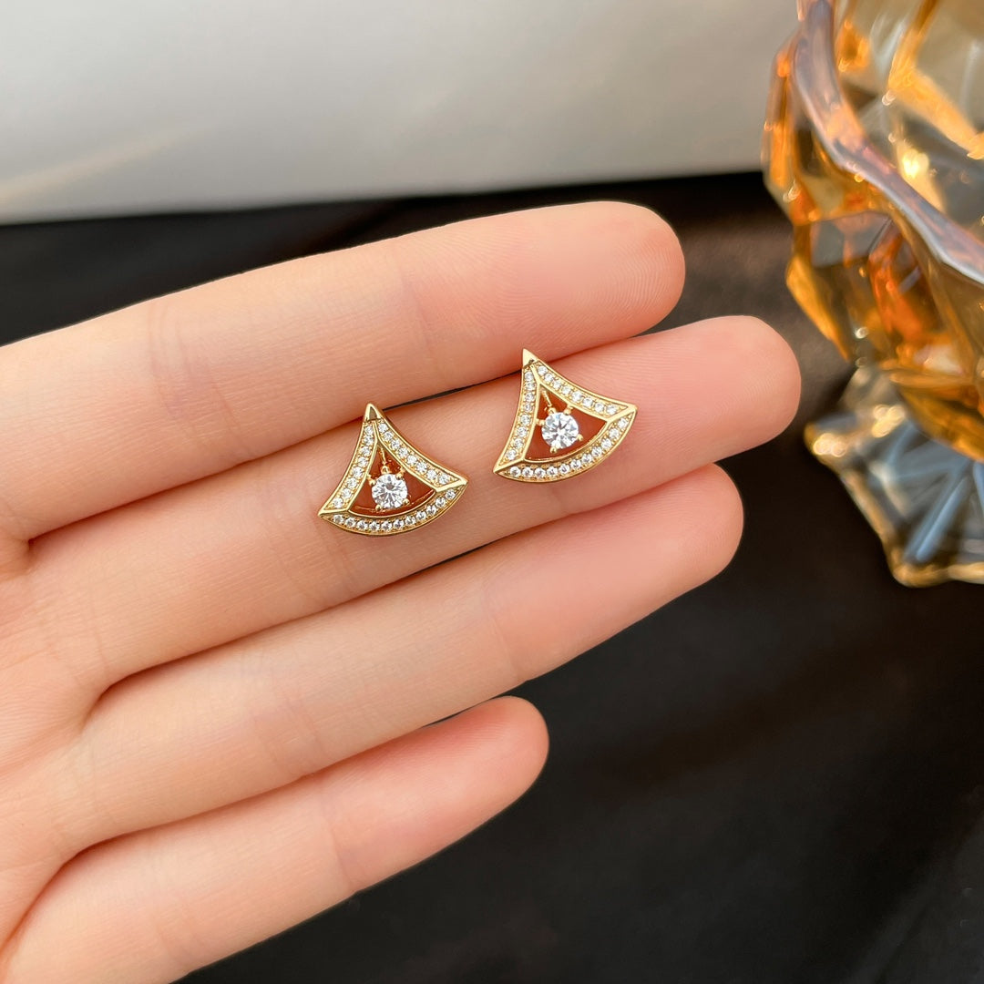 [⭐Hevara Jewelry]DREAM MINI DIAMOND STUD EARRINGS