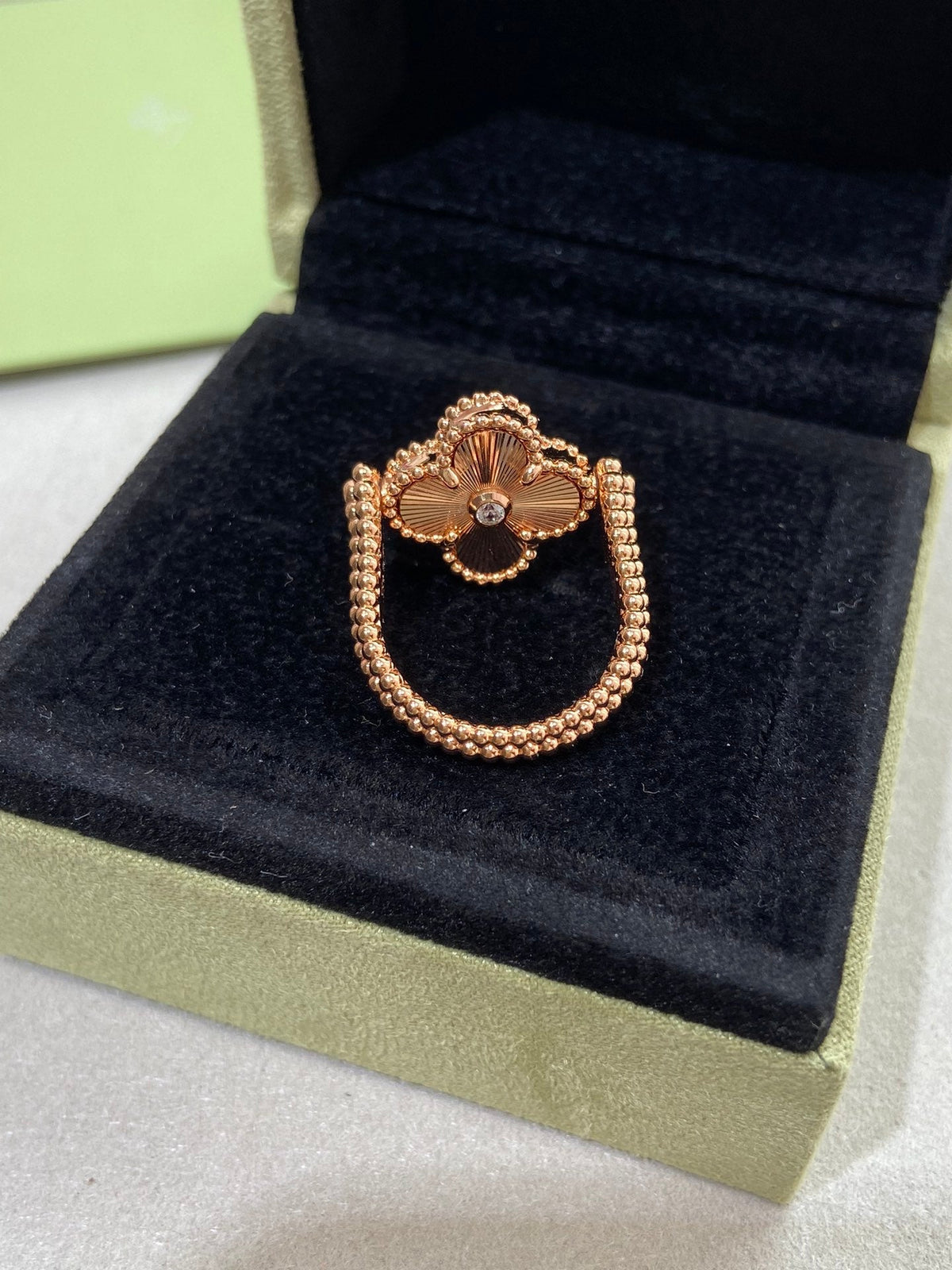 [⭐Hevara Jewelry]CLOVER RIVERSIBLE ROSE GOLD RING