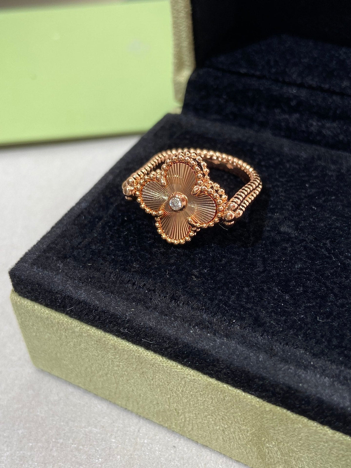 [⭐Hevara Jewelry]CLOVER RIVERSIBLE ROSE GOLD RING
