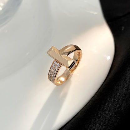 [Hevara Jewelry]T WIDE DIAMOND RING