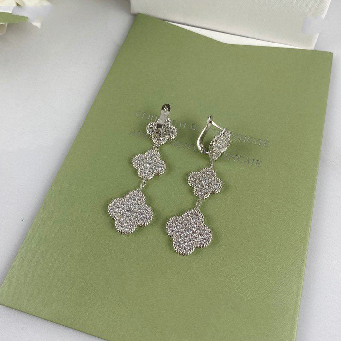 [⭐Hevara Jewelry]CLOVER 3 MOTIF DIAMOND SILVER DROP EARRINGS