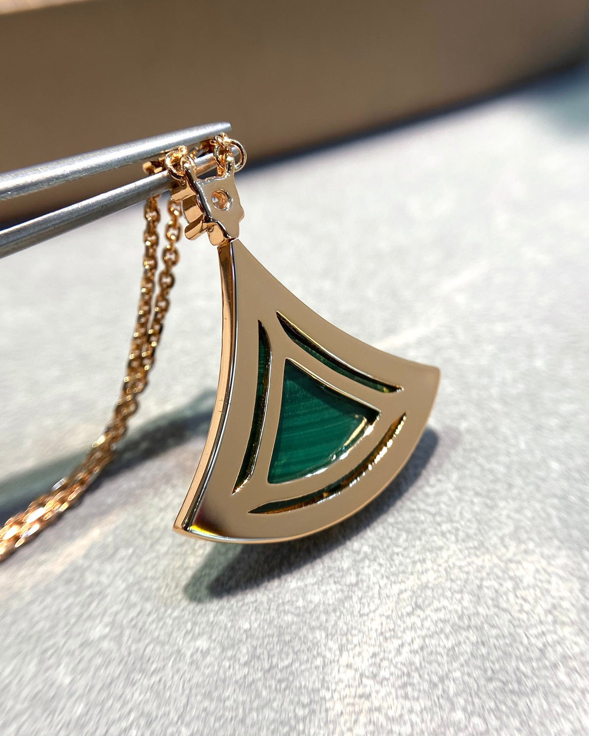 [⭐Hevara Jewelry]DREAM MALACHITE DIAMOND PAVED PINK GOLD NECKLACE
