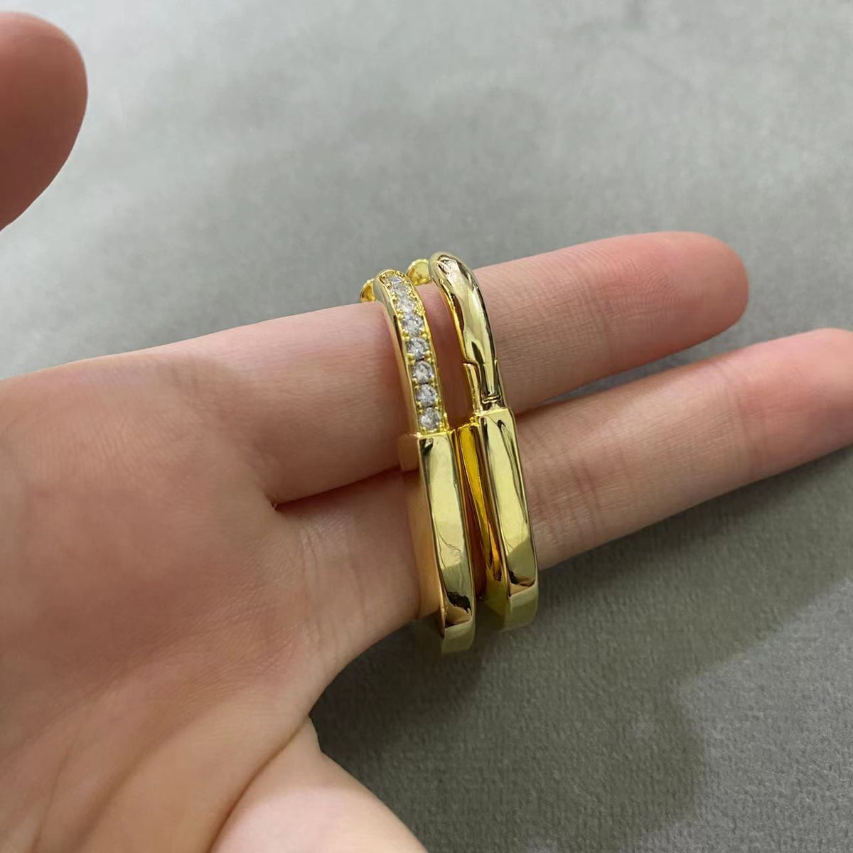 [Hevara Jewelry]LOCK MEDIUM DIAMNOND EARRINGS