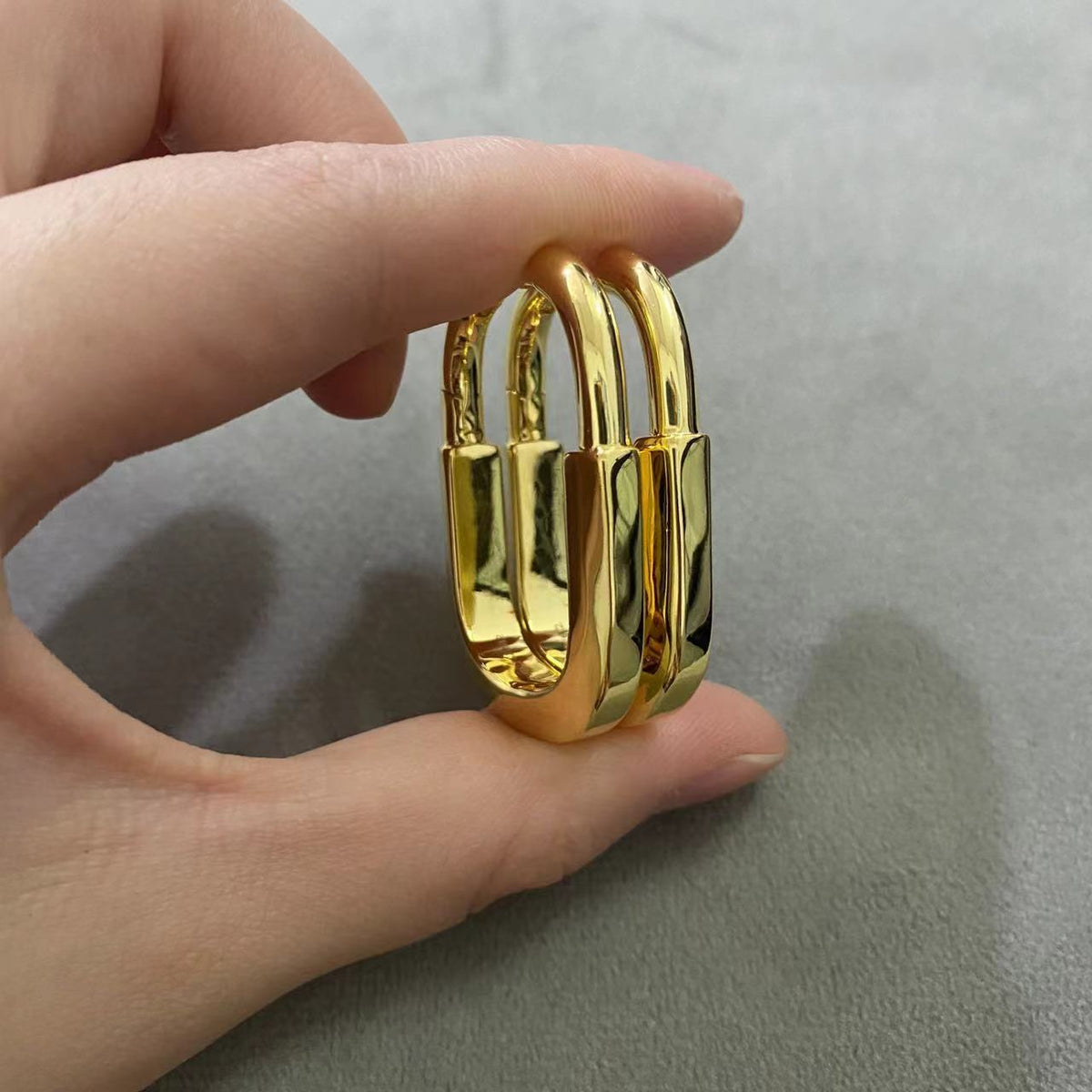 [Hevara Jewelry]LOCK MEDIUM EARRINGS