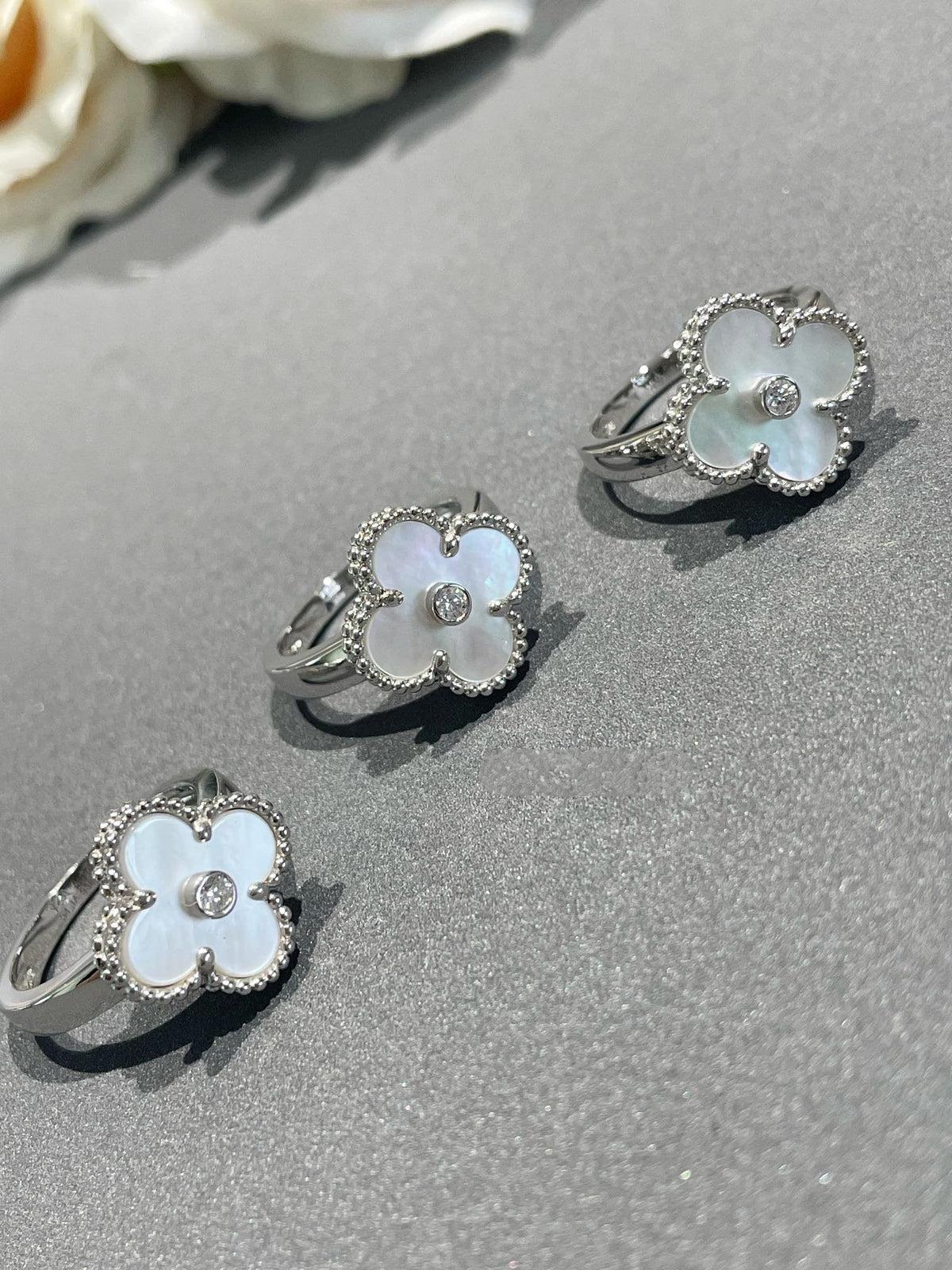 [⭐Hevara Jewelry]CLOVER SILVER MOP DIAMOND RING