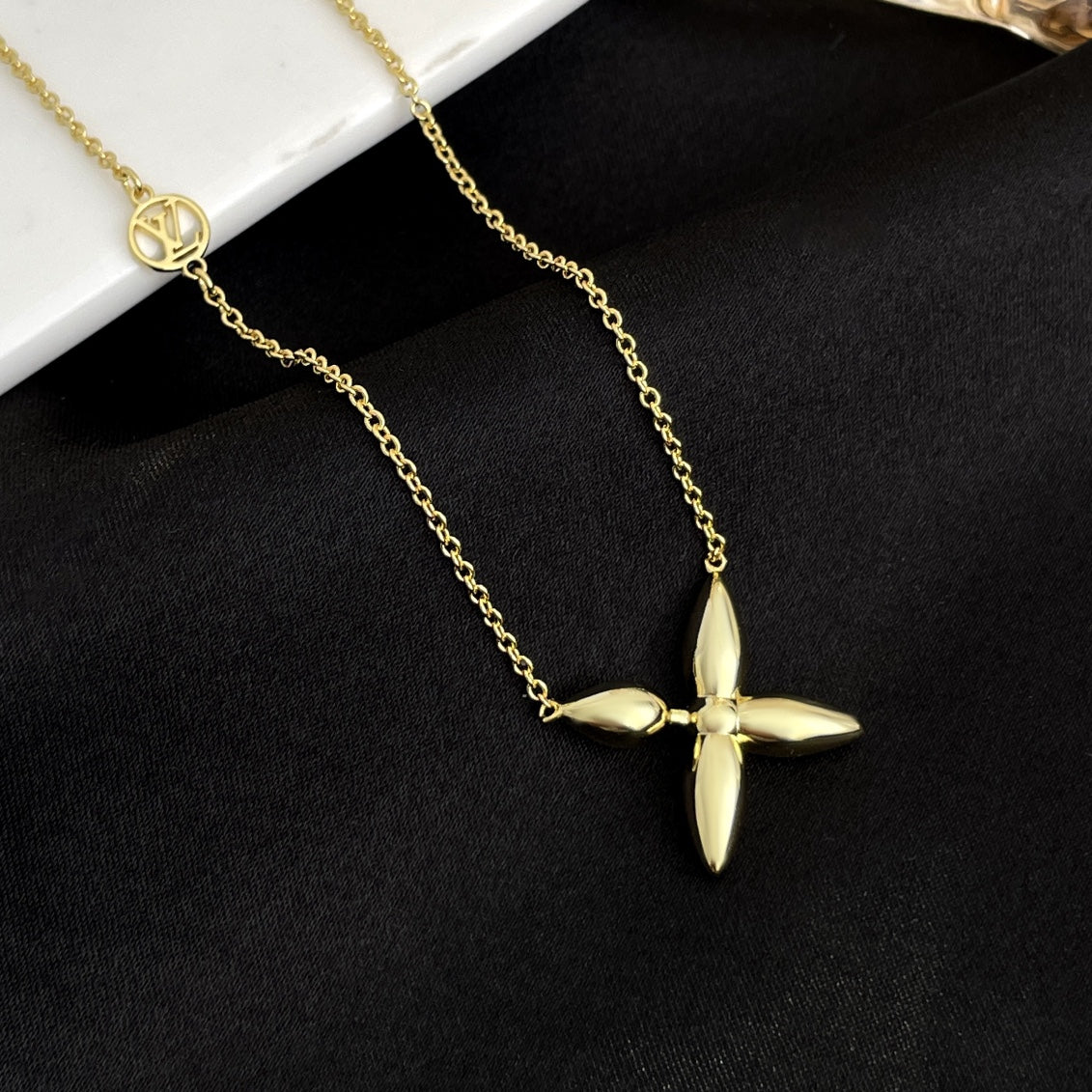 [⭐Hevara Jewelry]LOUISETTE GOLD NECKLACE