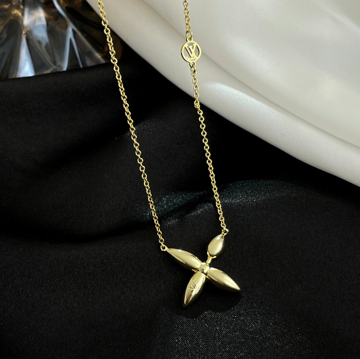 [⭐Hevara Jewelry]LOUISETTE GOLD NECKLACE