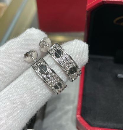 [⭐Hevara Jewelry]LOVE CERAMIC DIAMOND PAVED SILVER EARRINGS