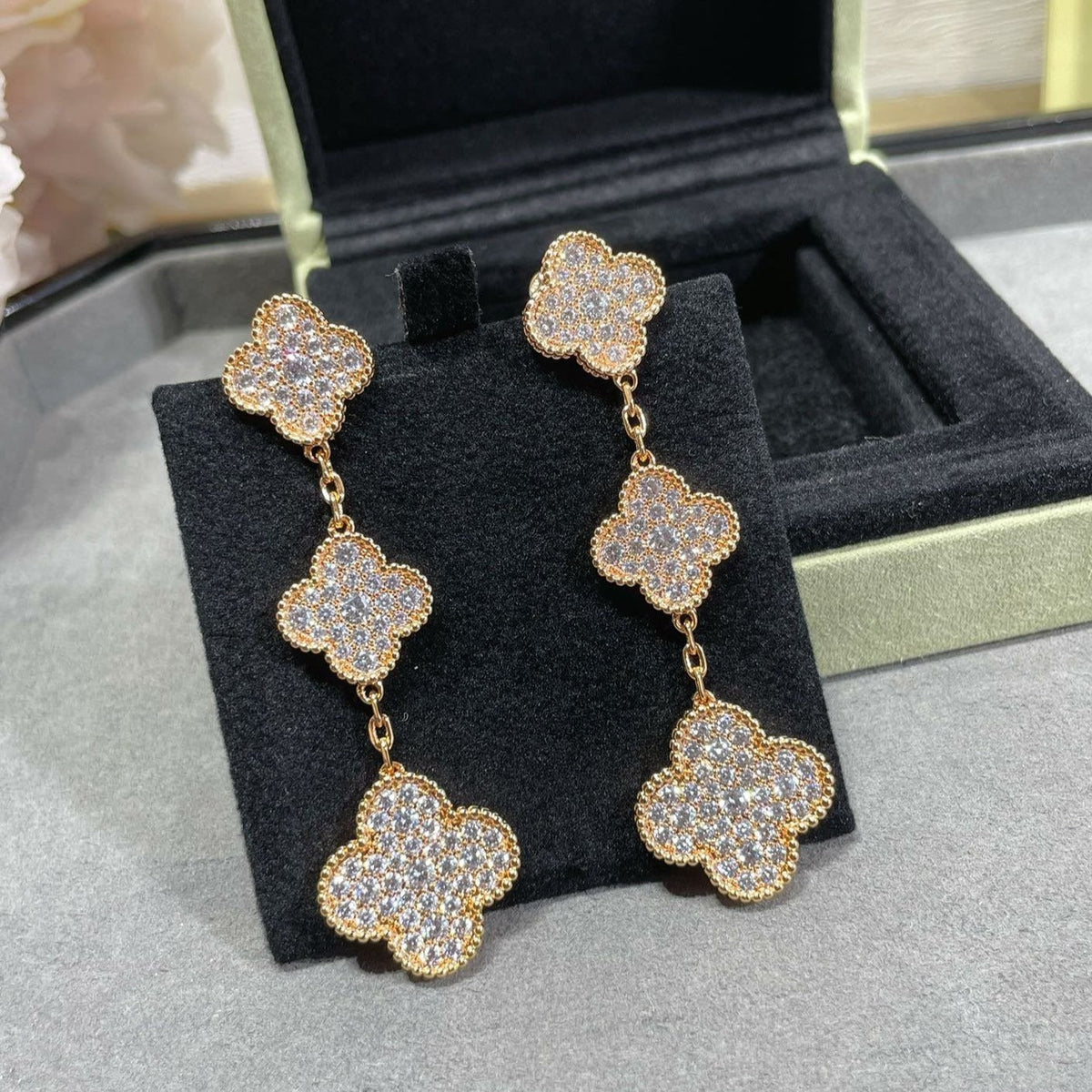 [⭐Hevara Jewelry]CLOVER 3 MOTIFS DIAMOND PAVED ROSE GOLD EARRINGS
