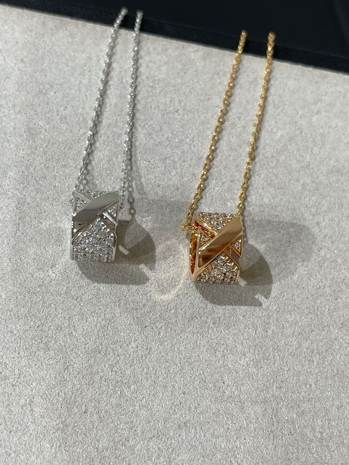 [⭐Hevara Jewelry]LIENS EVIDENCE DIAMOND PAVED NECKLACE