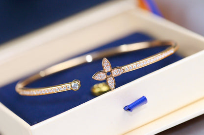 [⭐Hevara Jewelry]IDYLLE PINK GOLD OPEN BRACELET DIAMOND PAVED