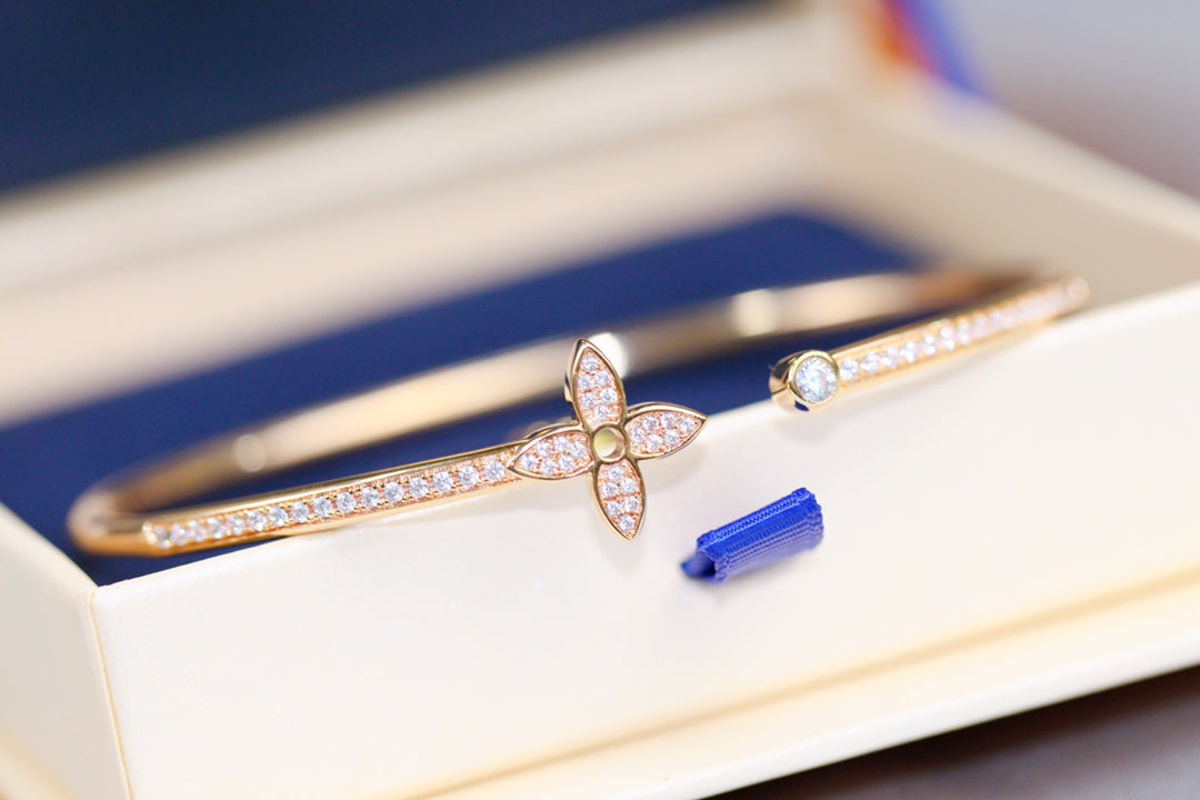 [⭐Hevara Jewelry]IDYLLE PINK GOLD OPEN BRACELET DIAMOND PAVED