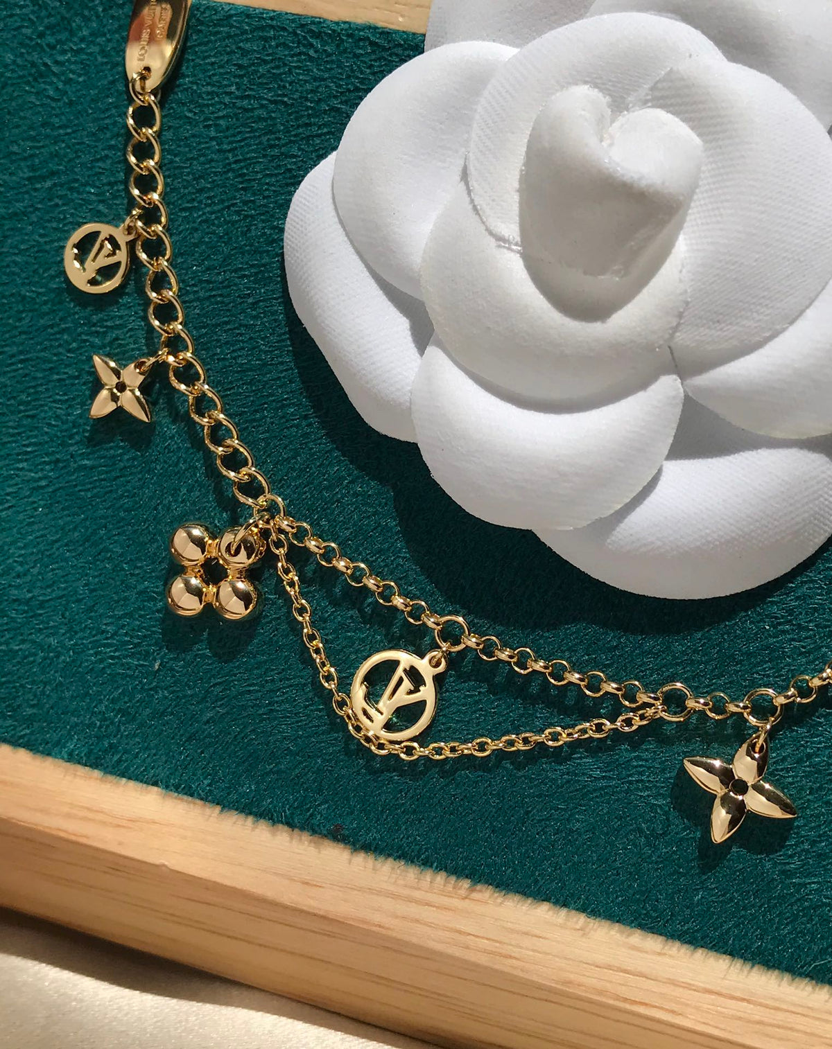 [⭐Hevara Jewelry]BLOOMING PINK GOLD MOP BRACELET