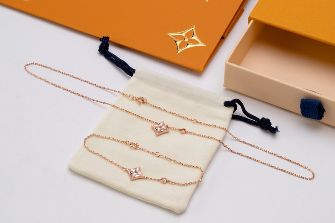[⭐Hevara Jewelry]STAR PINK MOP 1 DIAMOND PINK GOLD NECKLACE