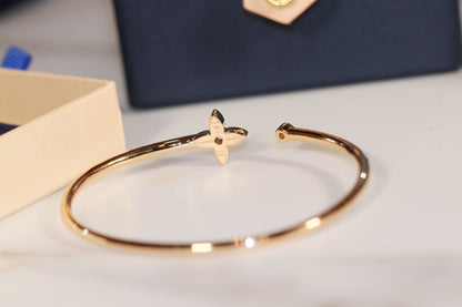 [⭐Hevara Jewelry]IDYLLE GOLD OPEN BRACELET DIAMOND PAVED