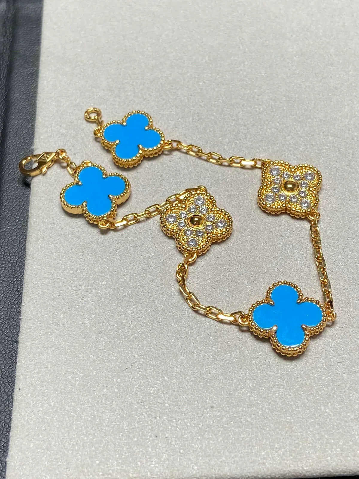 [⭐Hevara Jewelry] CLOVER 5 MOTIF BLUE AGATE BRACELET COLLECTION