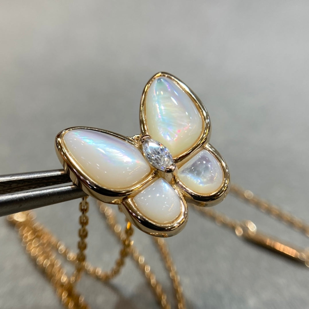 [⭐Hevara Jewelry]BUTTERFLY MOP DIAMOND NECKLACE