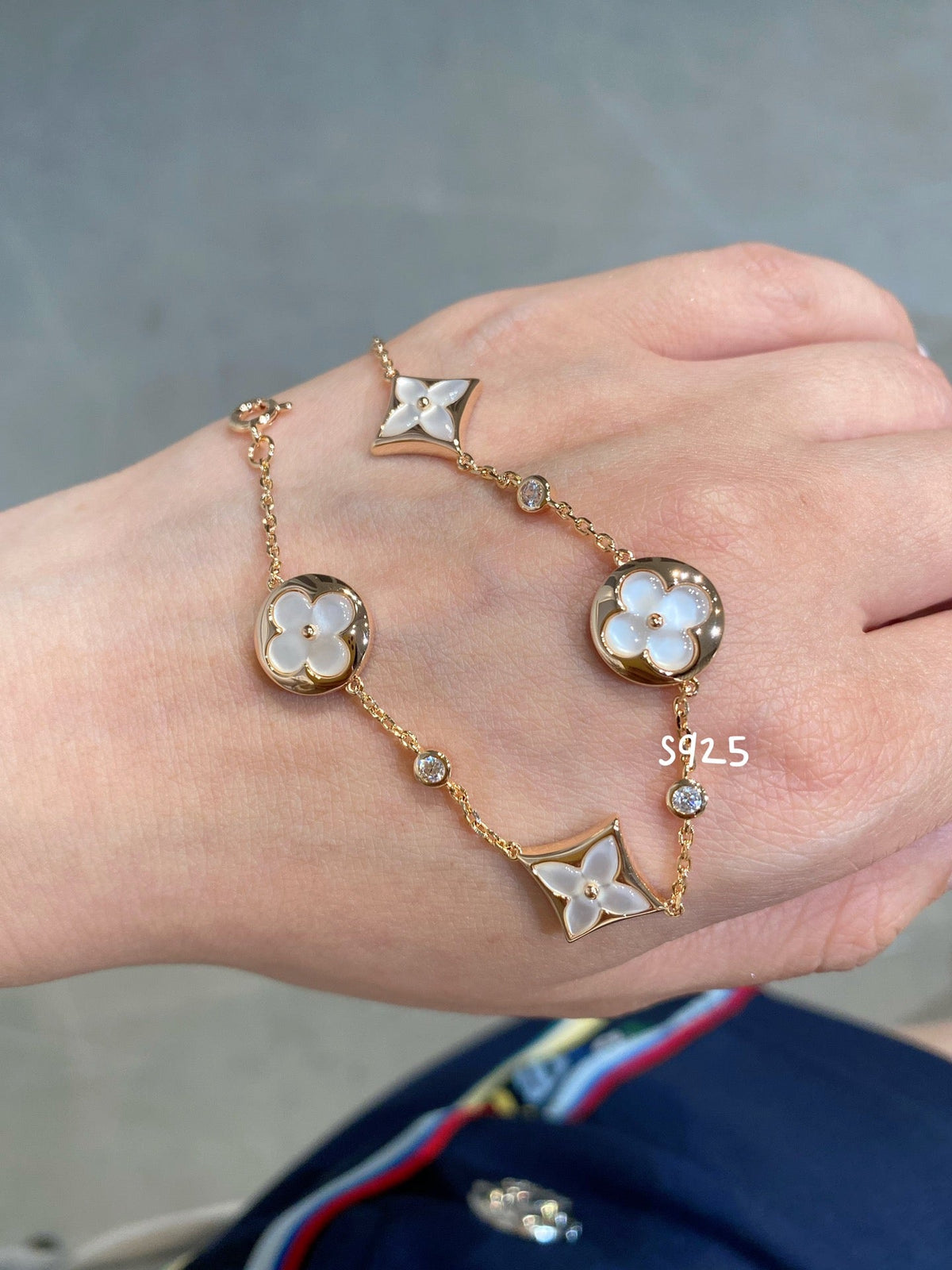 [⭐Hevara Jewelry]STAR AND SUN 4 MOTIF WHITE MOP PINK GOLD BRACELET