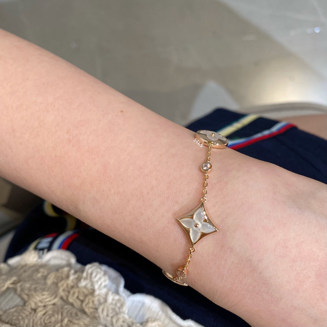 [⭐Hevara Jewelry]STAR AND SUN 4 MOTIF WHITE MOP PINK GOLD BRACELET