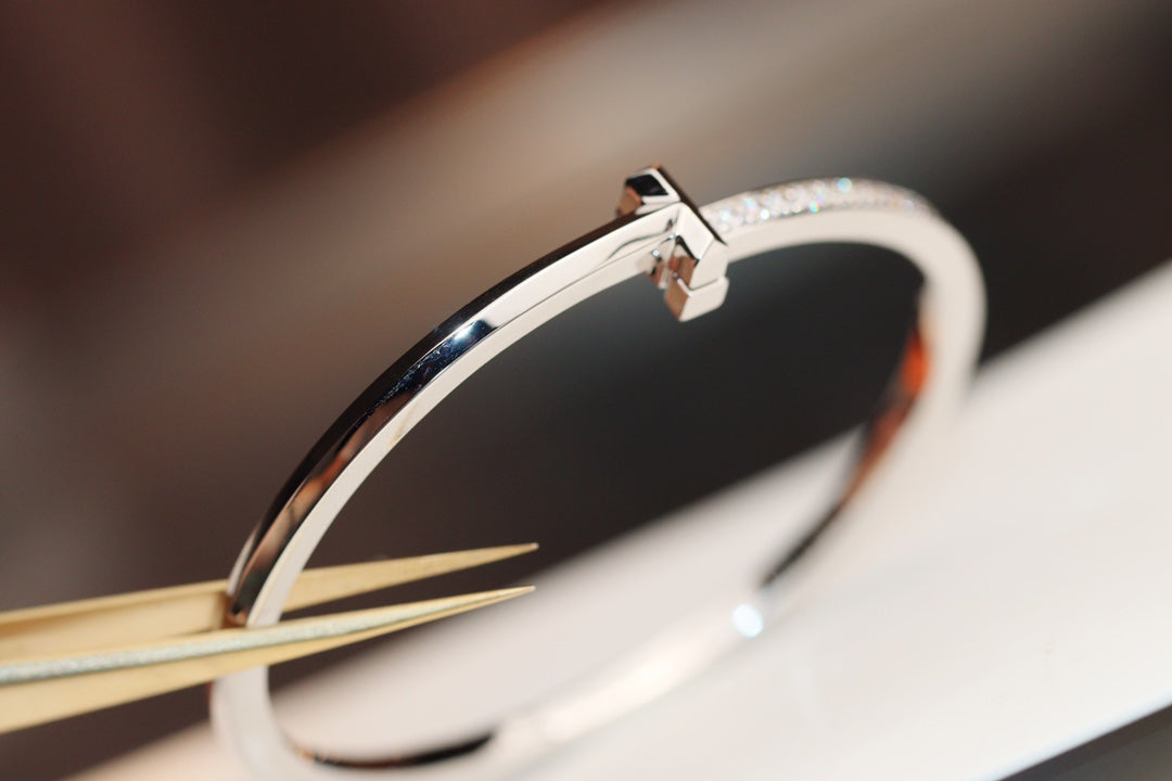 [Hevara Jewelry]NARROW T1 HINGED BANGLE DIAMOND SILVER