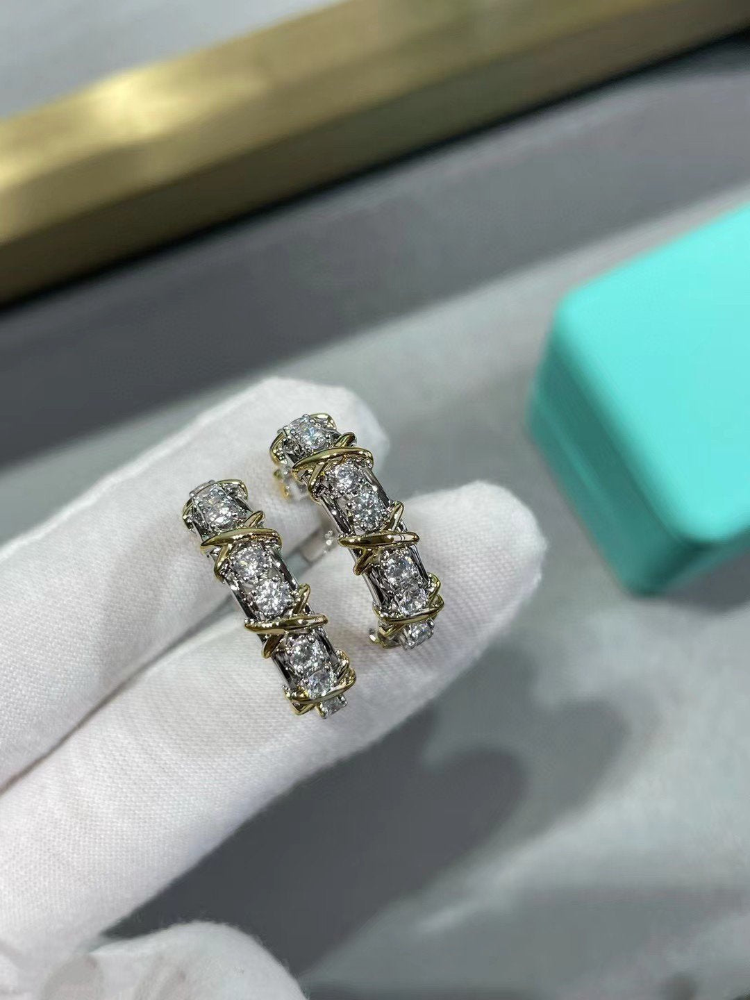 [Hevara Jewelry]SCHLUMBERGER GOLD DIAMOND EARRINGS