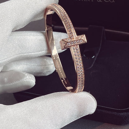 [Hevara Jewelry]T1 WIDE HINGED BANGLE DIAMOND PAVED BRACELET
