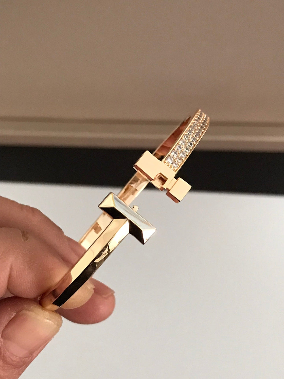 [Hevara Jewelry]T1 WIDE DIAMOND HINGED BANGLE PINK GOLD
